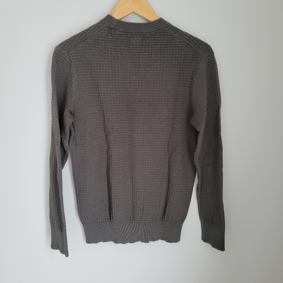 Club Monaco Textured Crewneck Long Sleeved Shirt - Picture 2 of 4